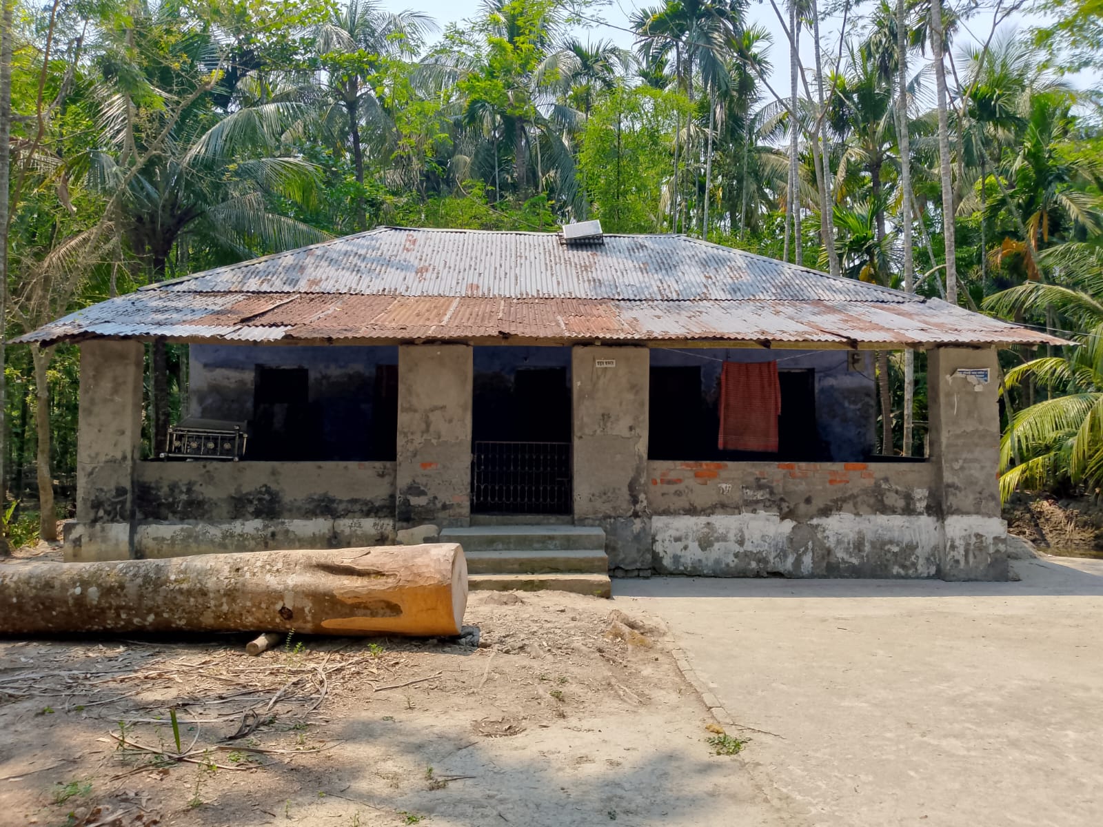 মুন্সি বাড়ি জামে মসজিদসংস্কারের অভাবে শত বছরের পুরনো মুন্সি বাড়ি জামে মসজিদ